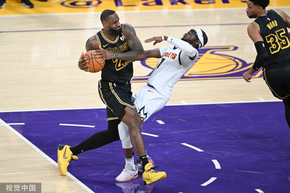 德甲赛场以 德甲赛场以