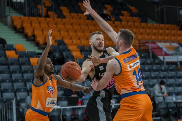 莱顿逐渐站 莱顿逐渐站